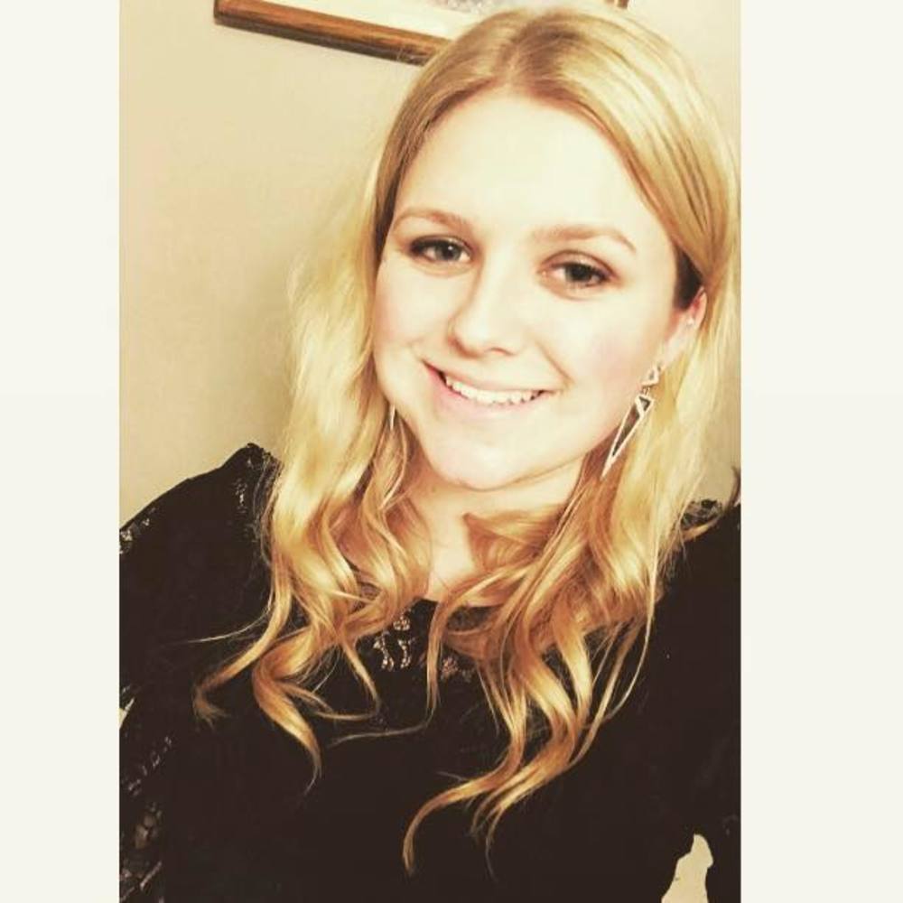 Meet your Posher, Emily